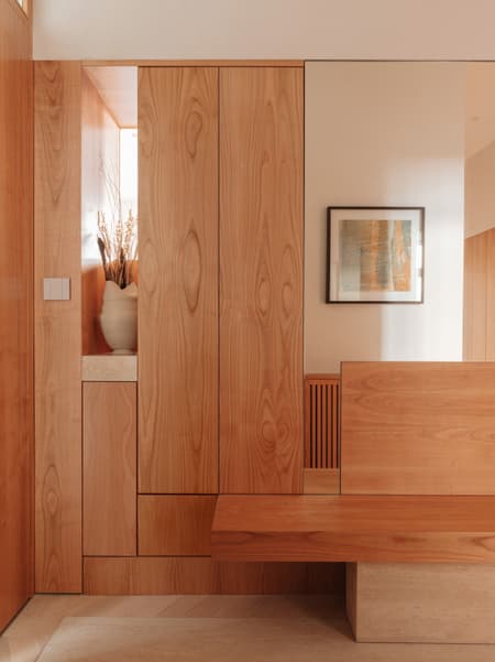 Treehouse Apartment